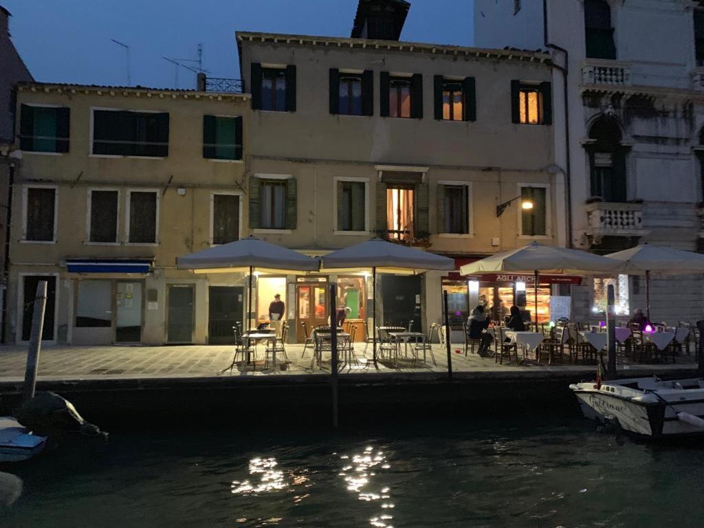 Eagle'S Nest Venice Guest House Exteriör bild